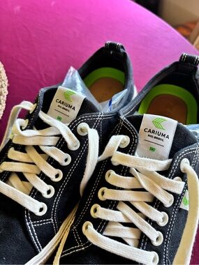 Cariuma Black and White Low-Top Sneakers Eco Friendly